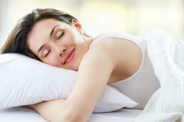 Düzensiz uyku cilde zarar veriyor!